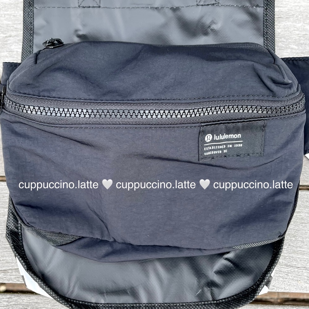 🖤NWT🖤Lululemon Athletica Clean Lines Belt Bag in Black